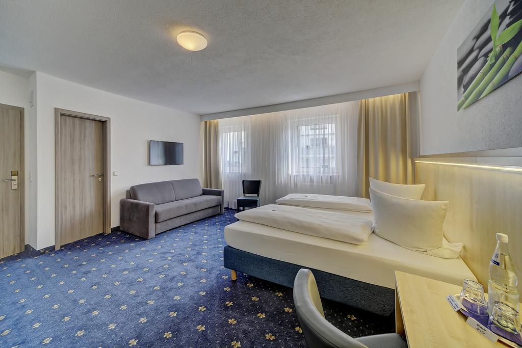Hotel Post Weiden in der Oberpfalz Zewnętrze zdjęcie