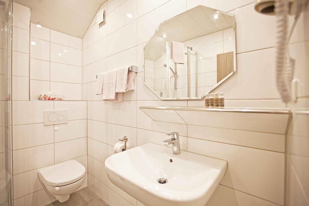 Hotel Post Weiden in der Oberpfalz Zewnętrze zdjęcie